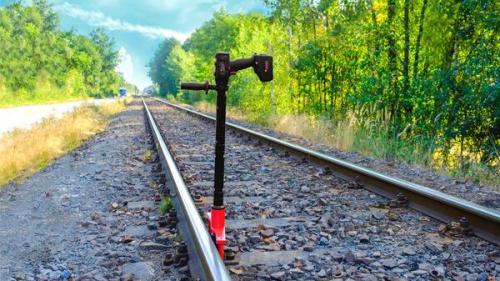 Utilisation de la visseuse clé dynamométrique sur batterie b rad ext r RAD Torque sur des rails